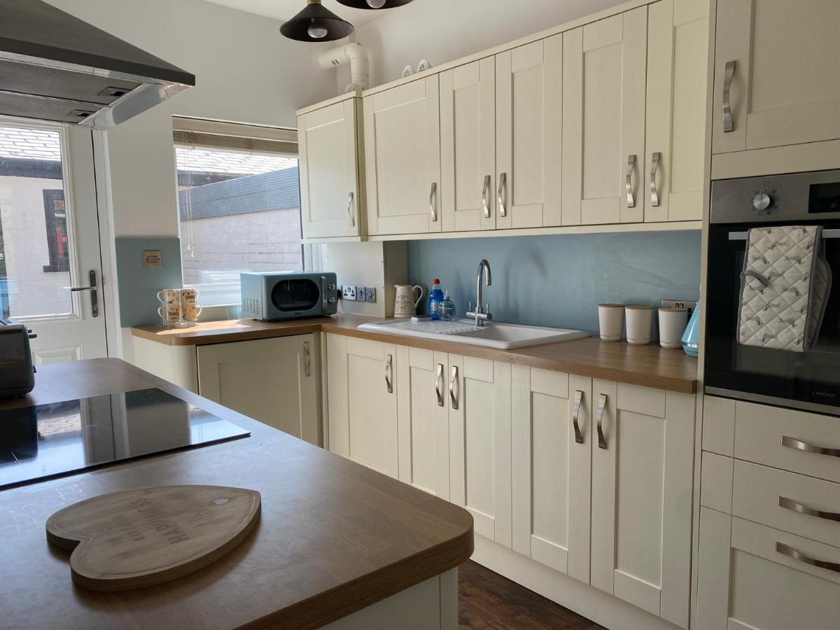 Ivy Coastal Cottage Caister-on-Sea Exterior photo